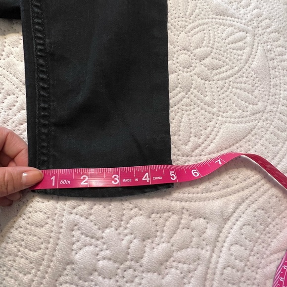 Hollister Jeans - Picture 5 of 6